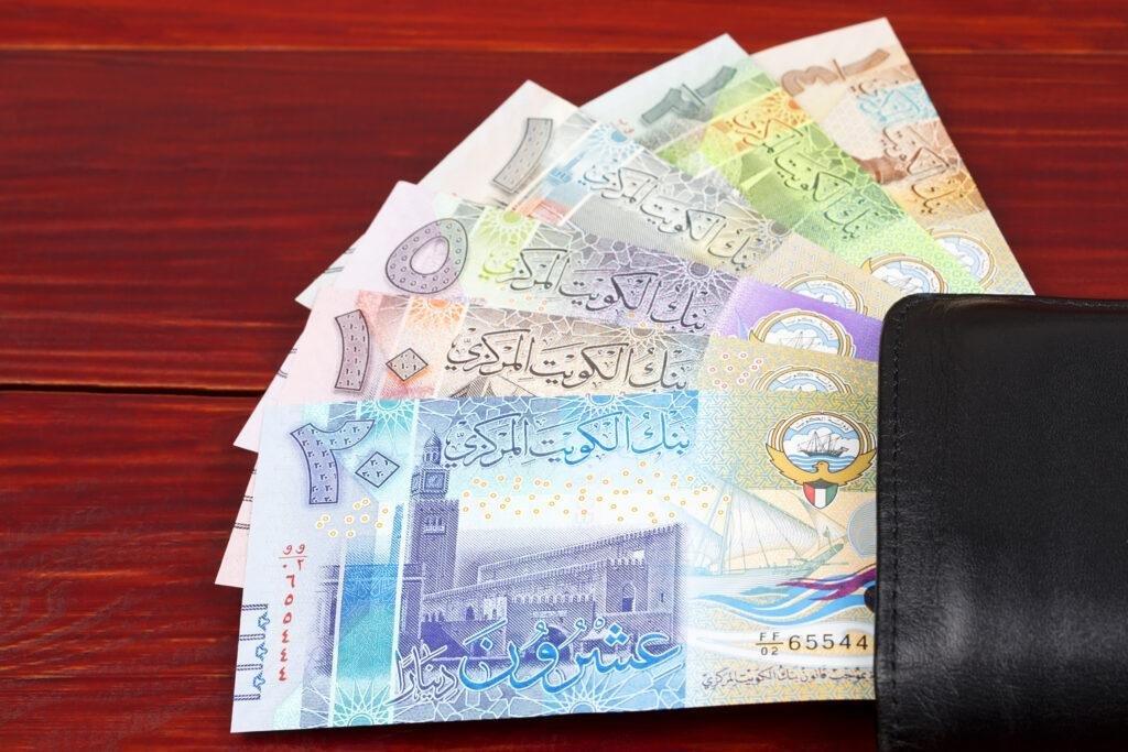 سعر الدينار الكويتي في مصر