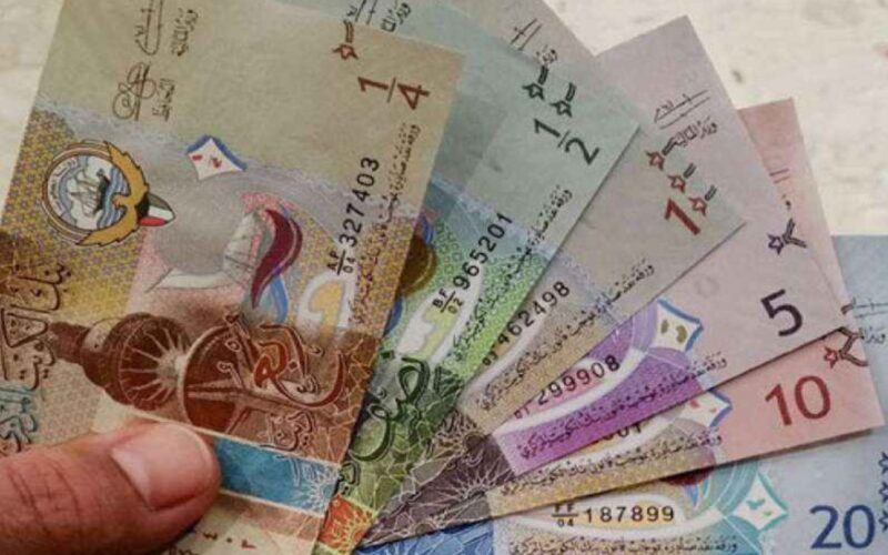 سعر الدينار الكويتي اليوم الجمعة 30-8-2024 في البنوك المصرية